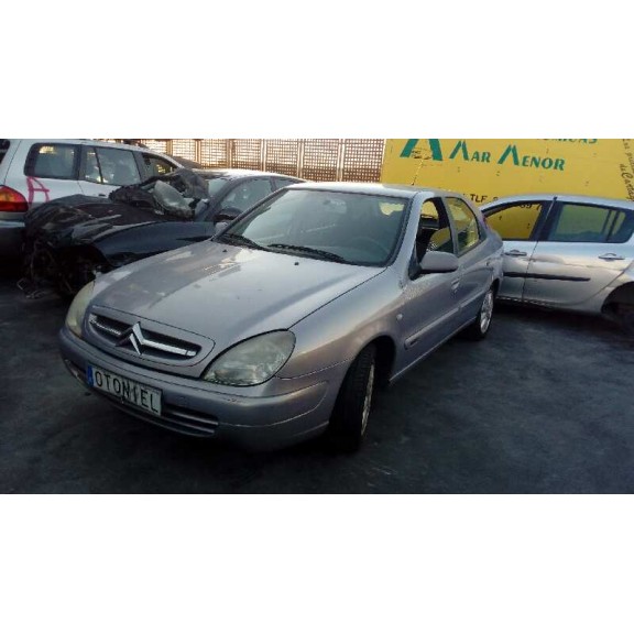citroën xsara berlina del año 2000