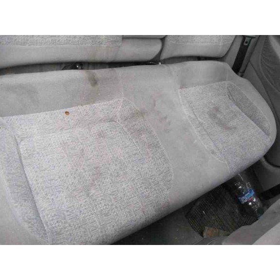 daewoo nubira berlina del año 1999