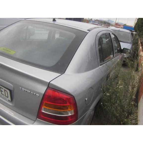 opel astra g berlina del año 1999