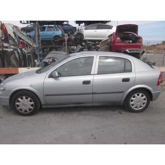 opel astra g berlina del año 1999