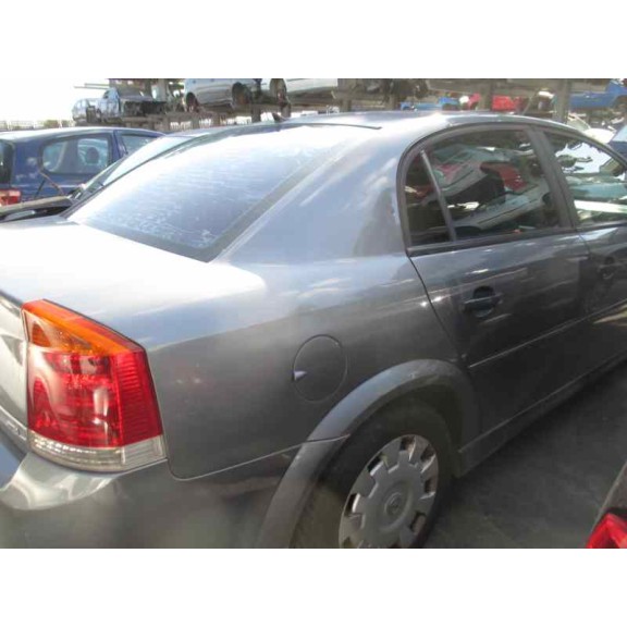 opel vectra c berlina del año 2003