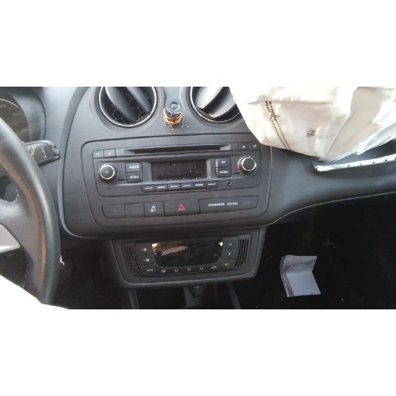 seat ibiza (6j5) del año 2015