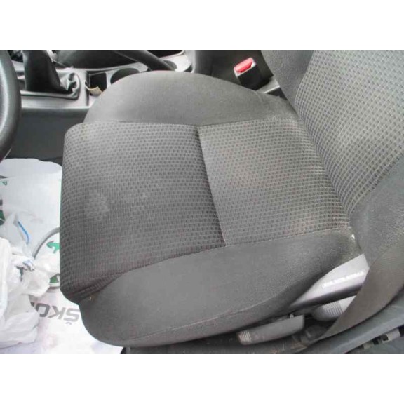 toyota corolla (e12) del año 2005