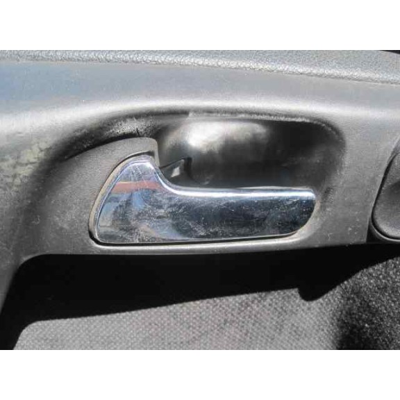 opel astra g berlina del año 2000