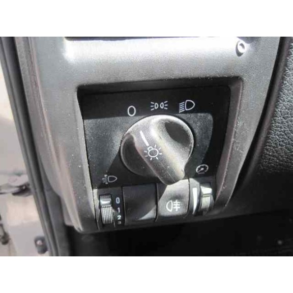 opel astra g berlina del año 2000