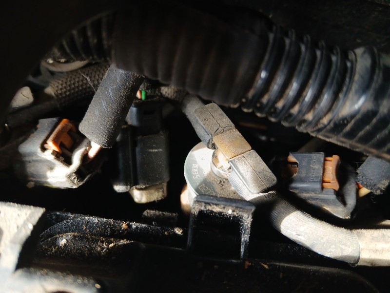 Recambio de inyector para citroën c4 picasso intensive referencia OEM IAM 0445110566  