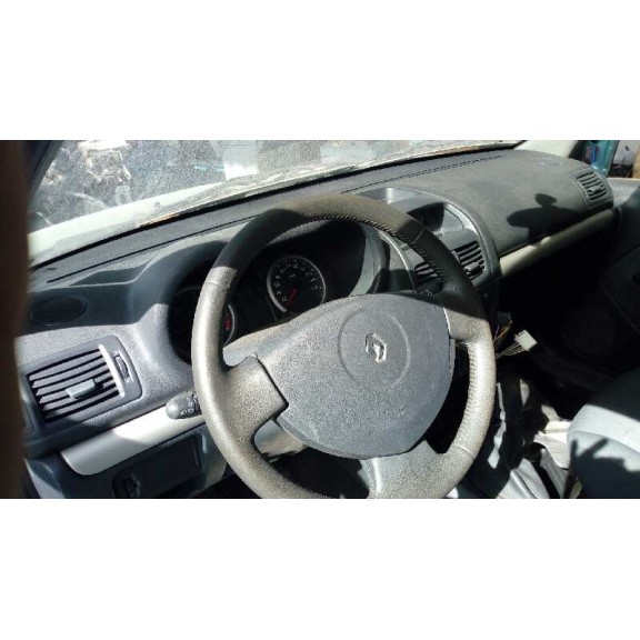 renault clio ii fase ii (b/cb0) del año 2004