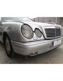 mercedes-benz clase e (w210) berlina diesel del año 1998 2