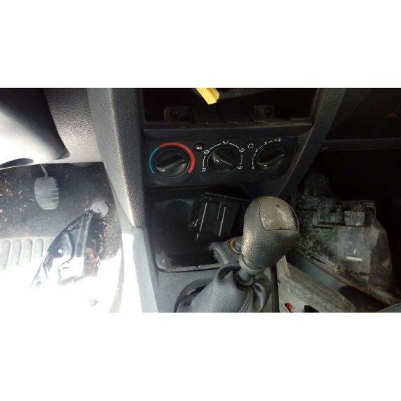 renault clio ii fase ii (b/cb0) del año 2004