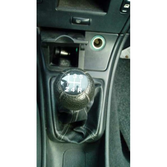 citroën xsara berlina del año 2000