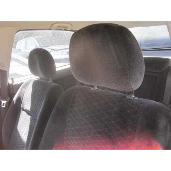 opel astra g berlina del año 2000