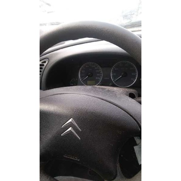 citroën xsara berlina del año 2003