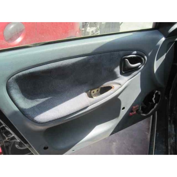 renault megane i berlina hatchback (ba0) del año 1999