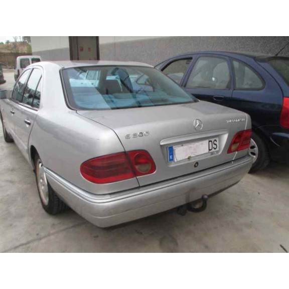 mercedes-benz clase e (w210) berlina diesel del año 1998