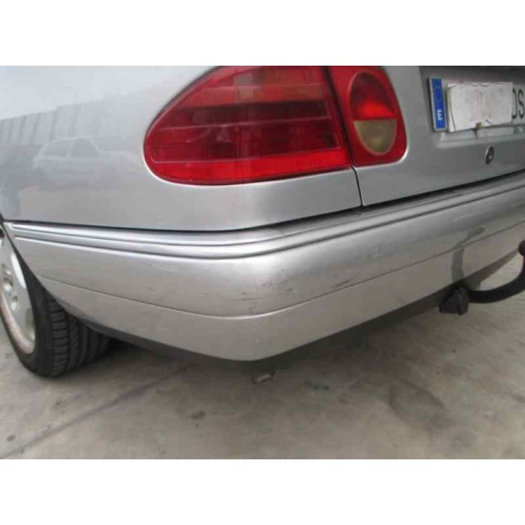 mercedes-benz clase e (w210) berlina diesel del año 1998