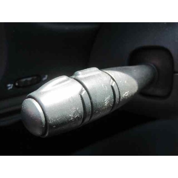 renault megane i berlina hatchback (ba0) del año 1999