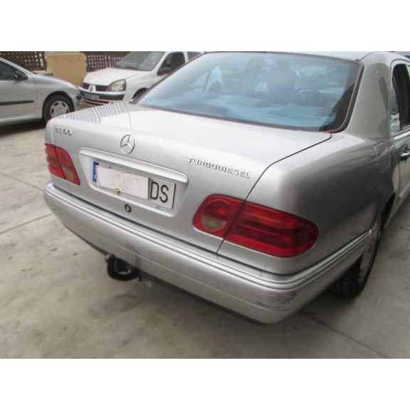 mercedes-benz clase e (w210) berlina diesel del año 1998