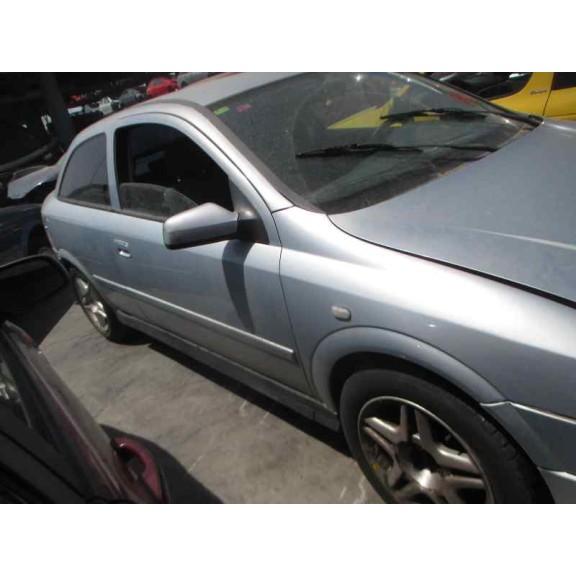 opel astra g berlina del año 2002