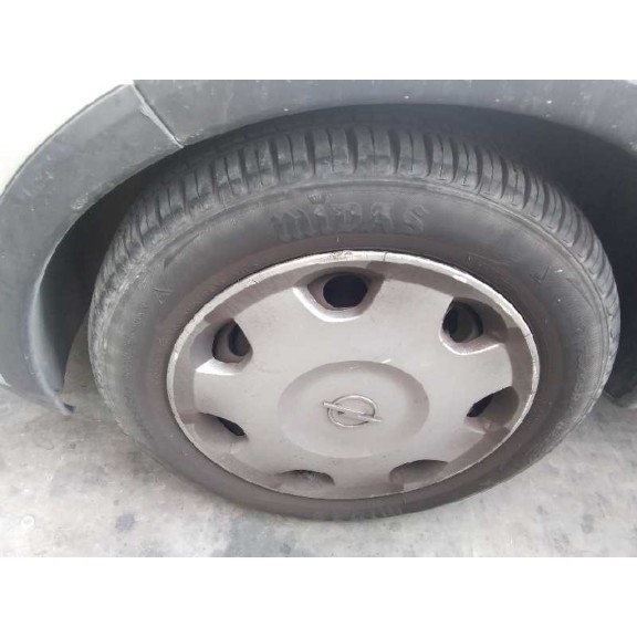 opel corsa c del año 2002