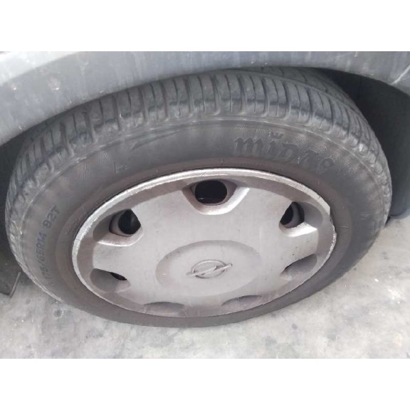 opel corsa c del año 2002