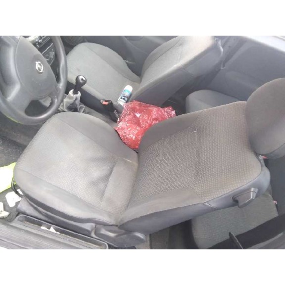 opel corsa c del año 2002