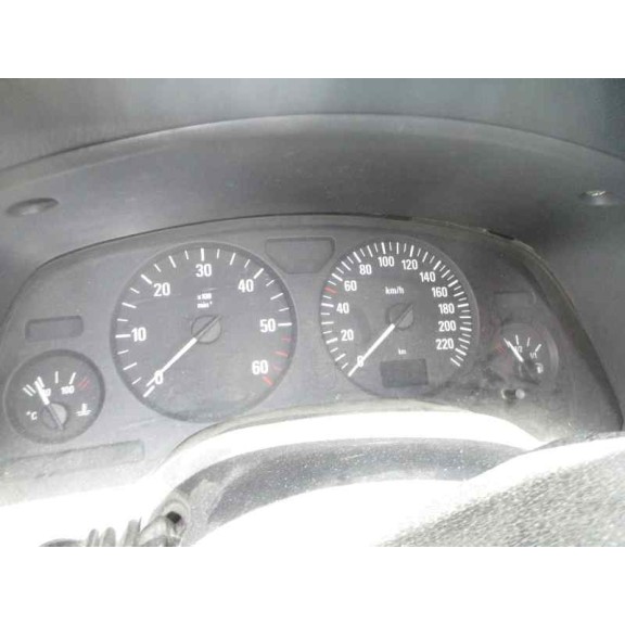 opel astra g berlina del año 2002