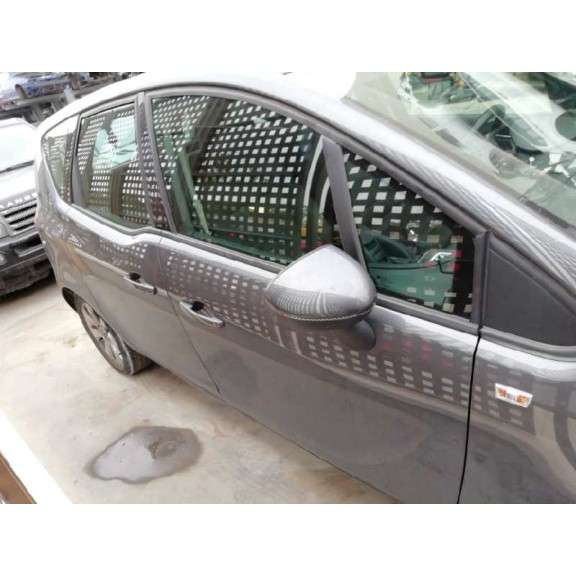 opel meriva b del año 2012