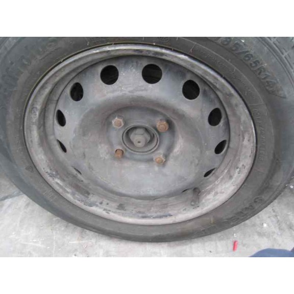 ford focus berlina (cak) del año 2000