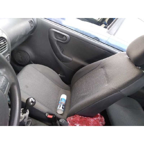 opel corsa c del año 2002