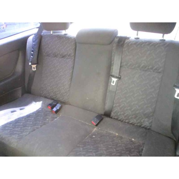 opel astra g berlina del año 2002