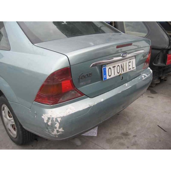 ford focus berlina (cak) del año 2000