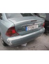 ford focus berlina (cak) del año 2000