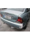ford focus berlina (cak) del año 2000