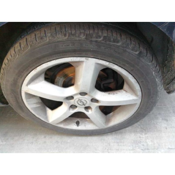 opel astra gtc del año 2006