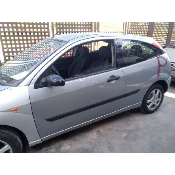 ford focus berlina (cak) del año 2004