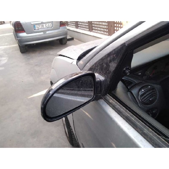 ford focus berlina (cak) del año 2004