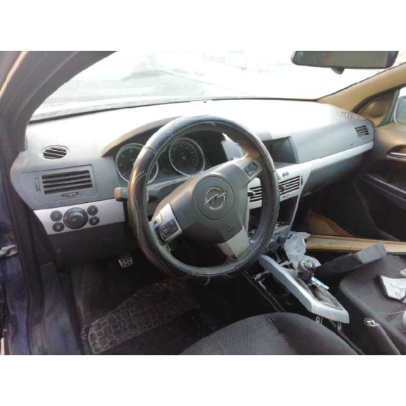 opel astra gtc del año 2006