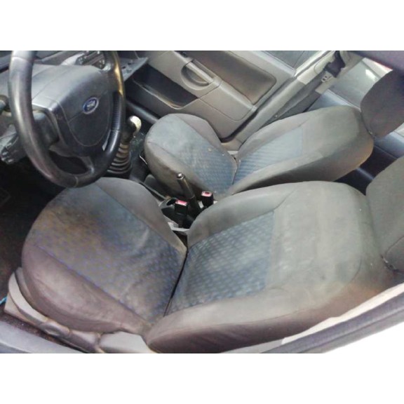 ford fiesta (cbk) del año 2003