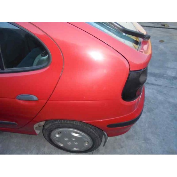 renault megane i berlina hatchback (ba0) del año 1996