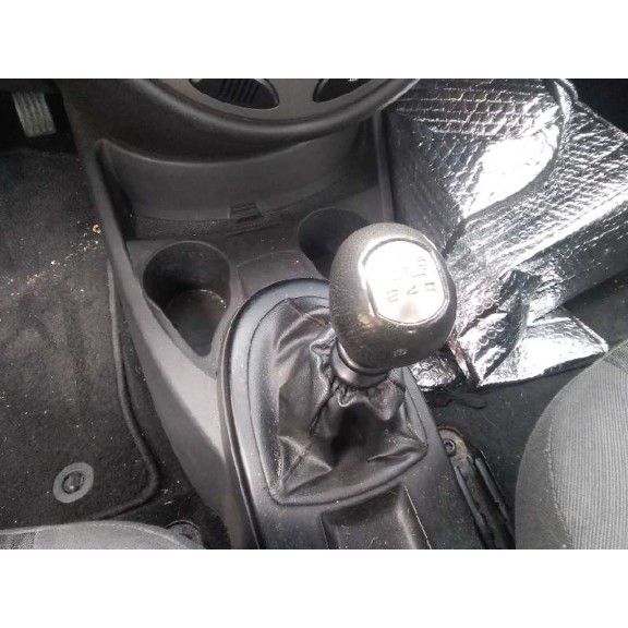 ford focus berlina (cak) del año 2004