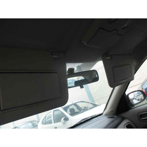 nissan almera (n16/e) del año 2002