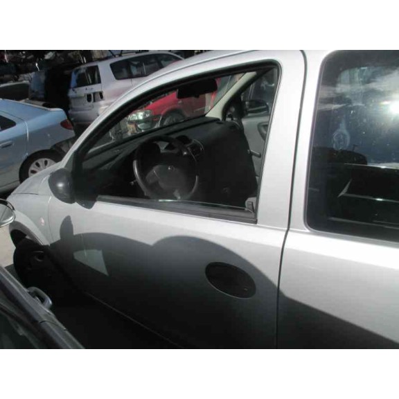 opel corsa c del año 2002