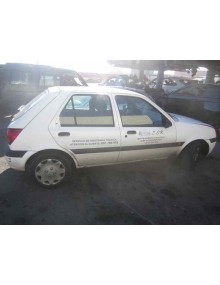 ford fiesta berlina (dx) del año 2000