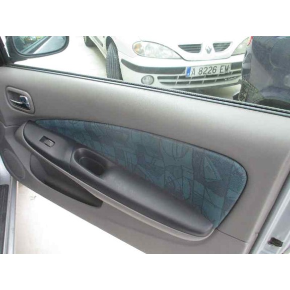 nissan almera (n16/e) del año 2002