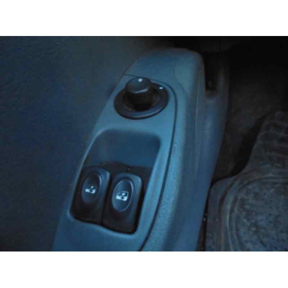 renault megane i berlina hatchback (ba0) del año 1996