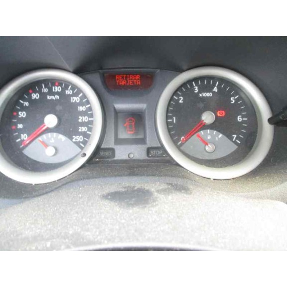 renault megane ii classic berlina del año 2004