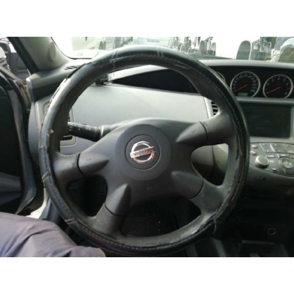 nissan primera berlina (p12) del año 2002