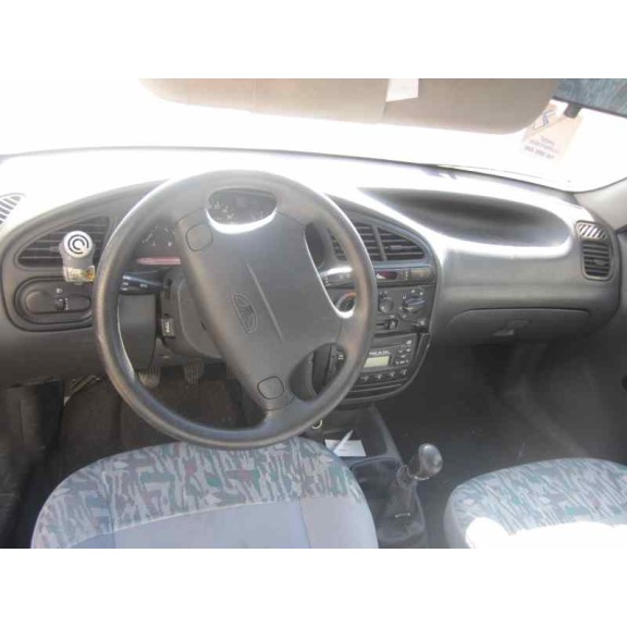 daewoo lanos del año 1998