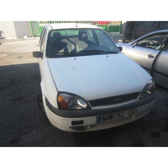 ford fiesta berlina (dx) del año 2000