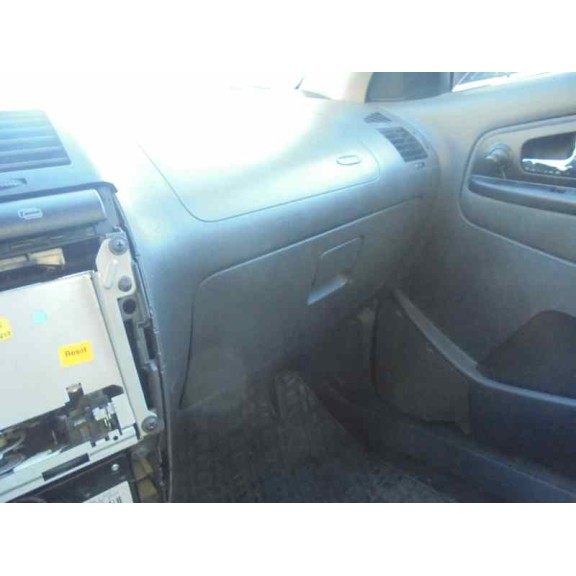 seat cordoba berlina (6k2) del año 2000